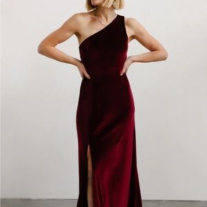 Baltic Born Tatiana Velvet dress - merlot. Size medium.great condition!